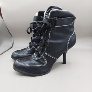 Fashion Bug Y2K Heel Lace Up Boots‎ Size 9 Black
